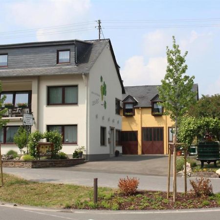 Wein- Und Gaestehaus Lentes Hotel Trittenheim Exterior photo